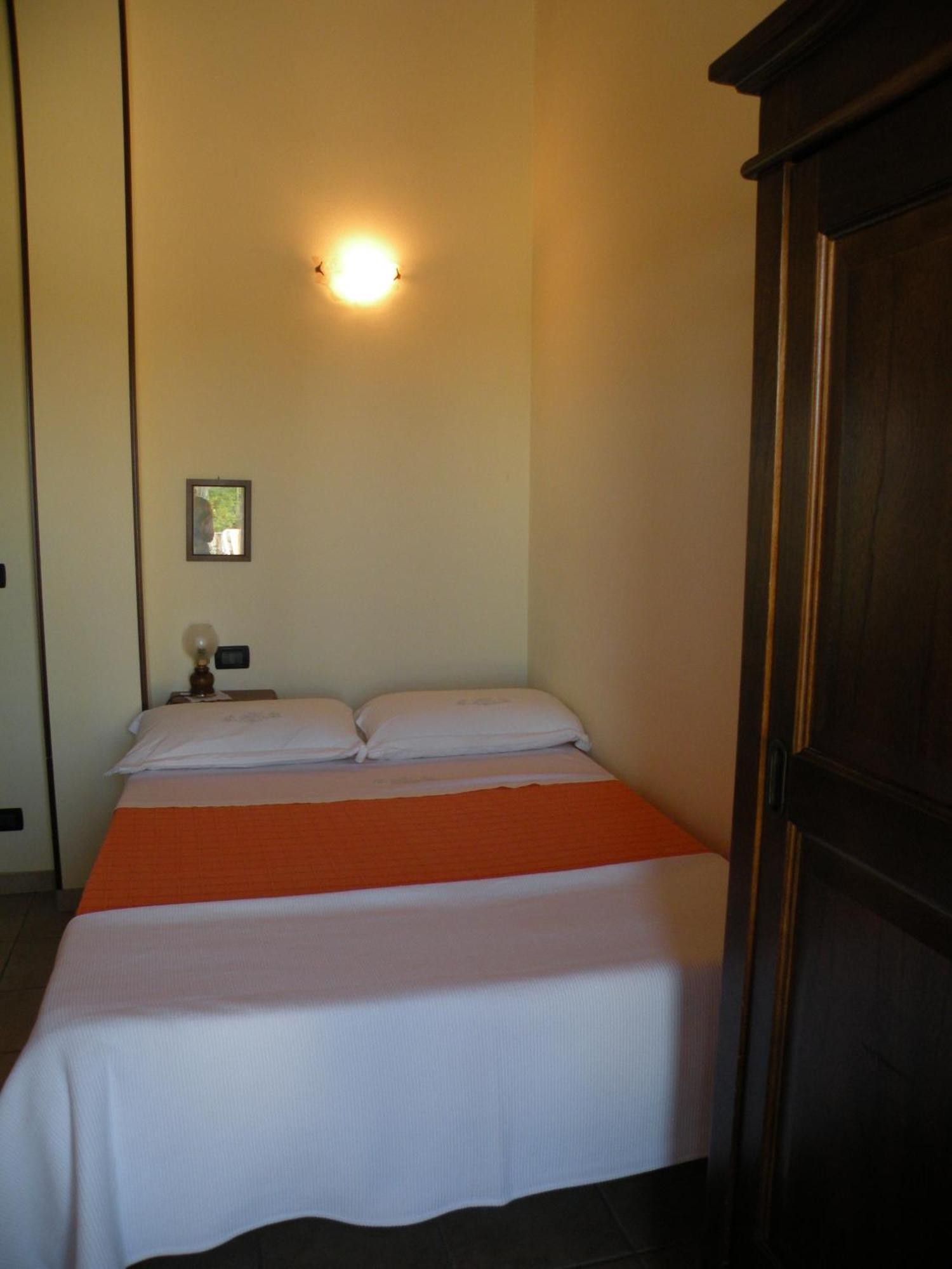 B&B Da Levi Piana Del Sole Rivalta Bormida Habitación foto