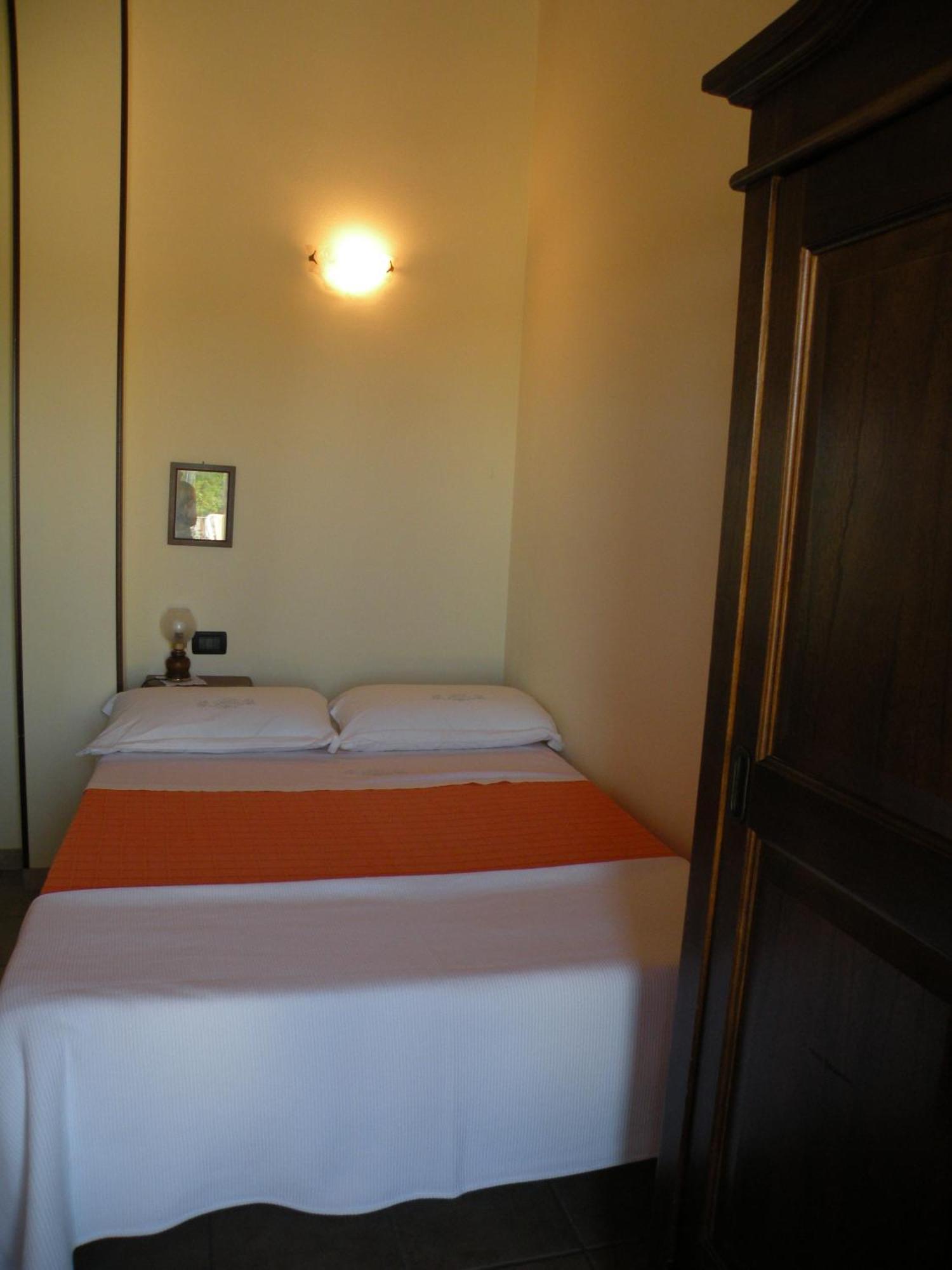 B&B Da Levi Piana Del Sole Rivalta Bormida Habitación foto